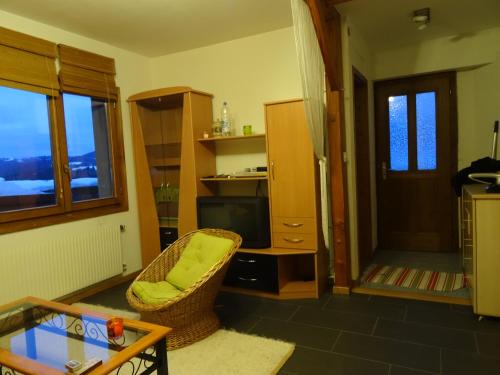 Val-de-Ruz Apartment | Vire de Vie