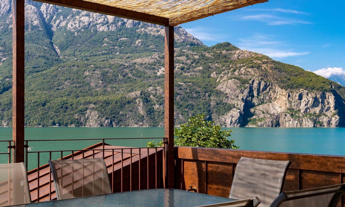 Valtellina House | Wonderful villa for 12 people with WIFI, TV and terrace