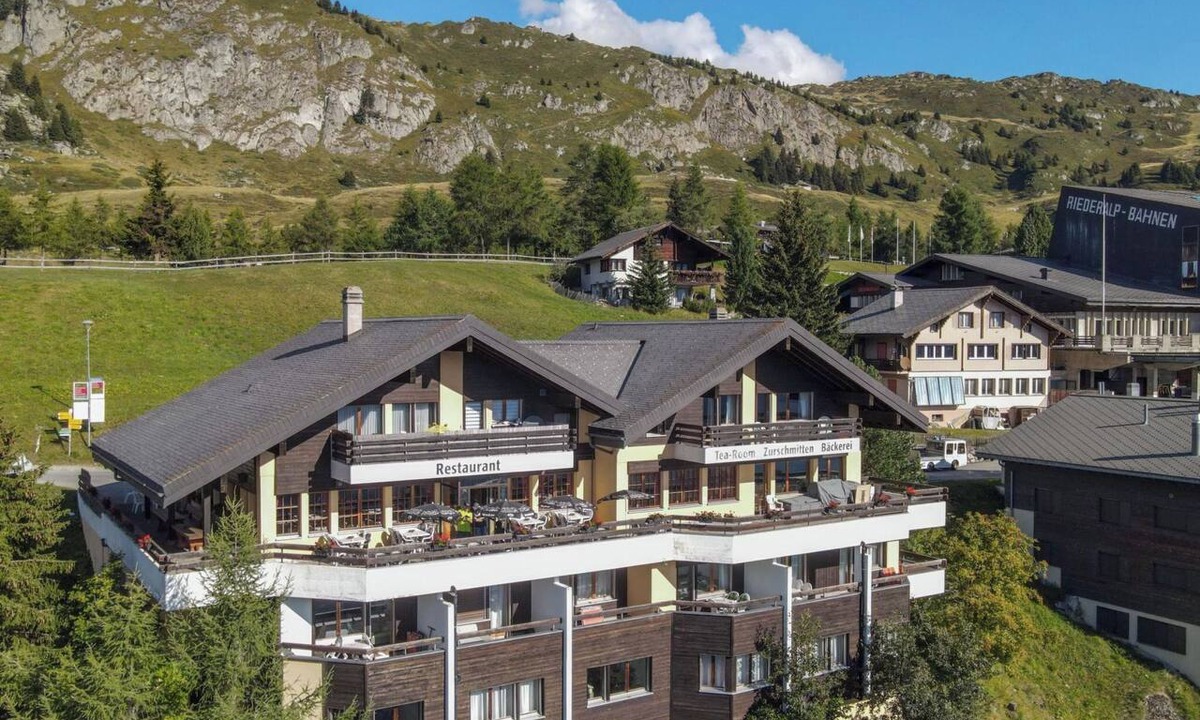 Riederalp Apartment | Zurschmitten 17 1. OG Süd Appartement/Fewo, Dusche und Bad, WC by Interhome