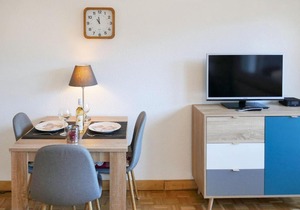 Apartment Valaisia 53A by Interhome