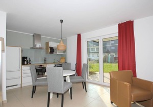 Beachfront vacation rental with a terrace, access to the pool and sauna - Rex Rugia H-1010 - in Göhren