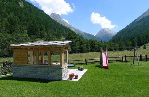 Saas Grund Apartment | 105 m² Apartment ∙ 3 bedrooms ∙ 6 guests