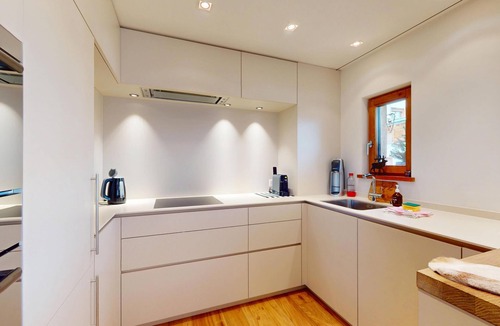 Silvaplana Apartment | 4-Star Apartment Abitaziun Tass 2 in Silvaplana with Balcony & Mountain Views