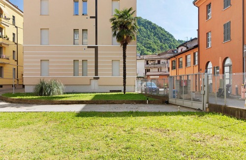 Como House | 7 Archi – 3-Bedroom Apartment in the Heart of Como