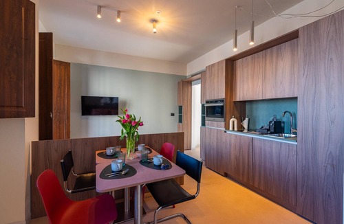 Stadera Apartment | A stylish retreat Apartment 105