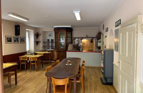 Grono Hotel | Albergo Calancasca Ristorante Jaipur