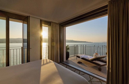 Horgen District Hotel | Alex Lake Zürich