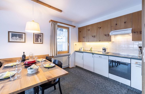 Engadin Scoul Apartment | Allegra und Herzlich Willkommen in der Ferienwohnung Chasa Val 2