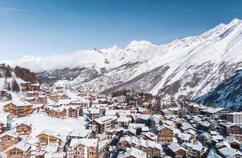 Saas-Fee Apartment | Alphubel Peak & Unlimited by Interhome