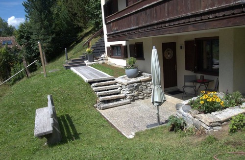 Churwalden Apartment | Am Sonnenhang Appartement/Fewo, Dusche, WC Appartement/Fewo, Dusche, WC by Interhome