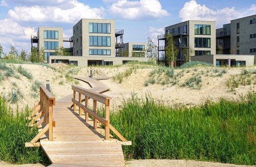 Lembruch Apartment | Amazing apartment in Lembruch/Dümmer See with indoor swimming pool