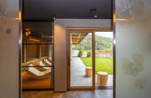 Valle San Silvestro Apartment | Apartment 'Altmessnerhof Steinklee' with Mountain View, Shared Terrace and Wi-Fi