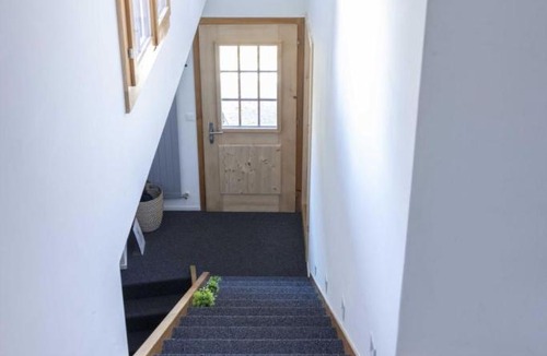 Zweisimmen Apartment | Apartment Baren Penthouse Appartement-Fewo- Dusche- WC 8-Bettwohnung by Interhome
