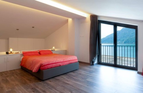 Valtellina Apartment | Apartment Brezza di Lago in Lago di Mezzola - 6 persons, 2 bedrooms