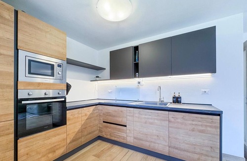 Vermiglio Apartment | Apartment 'Cà Vermigliana' with Lake View, Private Terrace and Wi-Fi