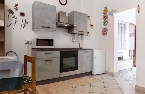 Laveno Apartment | Apartment 'Casa Arianna' with Mountain View, Private Garden and Wi-Fi