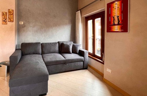 Pisogne Apartment | Apartment "Casa La Torre" with Air Conditioning