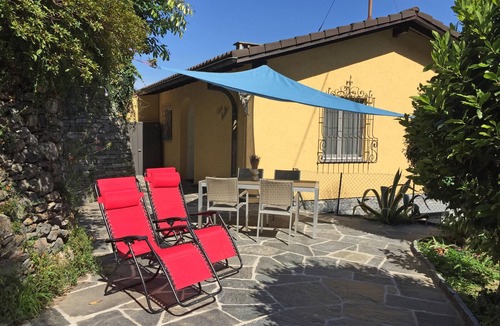 Ronco sopra Ascona Apartment | Apartment in a two-family house with terrace, private garden and great views