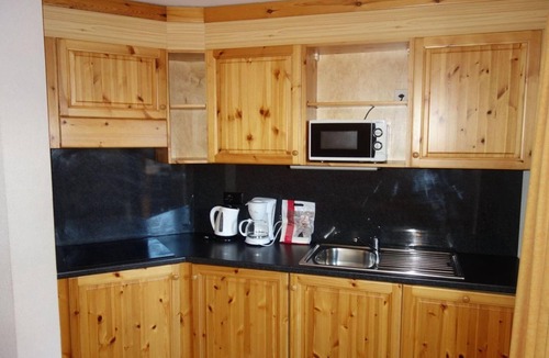 Saint-Pierre-de-Clages Apartment | Apartment in Nendaz near Ski Slopes