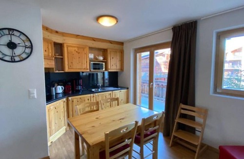 Saint-Pierre-de-Clages Apartment | Apartment in the heart of valley