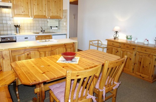Nendaz Apartment | Apartment in Veysonnaz for 8 guests
