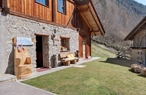 Rabbi Apartment | Apartment 'Monolocale Mas Di Zonadi' with Mountain View and Wi-Fi