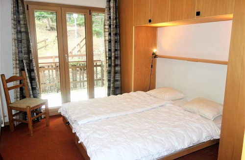 Sion Apartment | Apartment near Cable Car with Valley Views