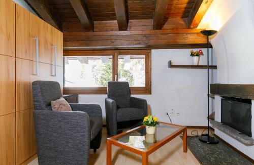 Surlej Apartment | Apartment Residenza Chesa Margun 710-4 by Interhome