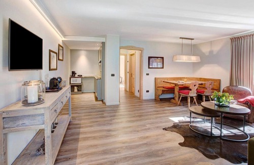 Teola Ski Chalet | Apartment 'Superior 2-4' with Mountain View, Shared Garden and Wi-Fi