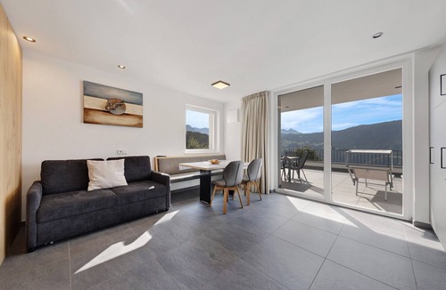 Renon Apartment | Apartment "Thalerhof Naturae Rupes" with Mountain View, Garden & Wi-Fi