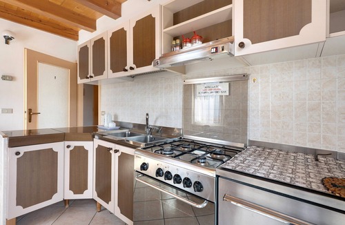 Coredo Apartment | Apartment 'Vento Alpino Vista Lago' with Mountain View, Balcony and Wi-Fi