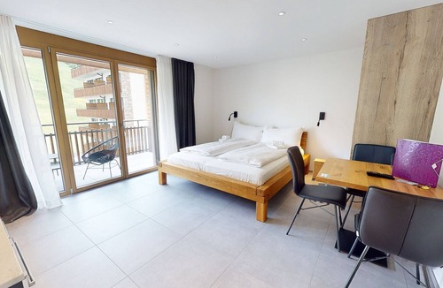 Churwalden Apartment | Apartment with hotel spa and pool