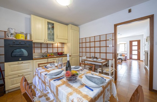 Torbole sul Garda Apartment | Appartamento Miorelli 1 - Apartment for 6, Torbole sul Garda, Italy