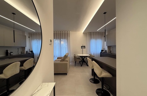 San Zeno Apartment | [Arena walking] 3 bedrooms, 2 bathrooms + parking lot