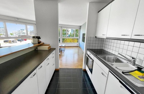 Zug Apartment | ARISER Zug Central Business Apartment