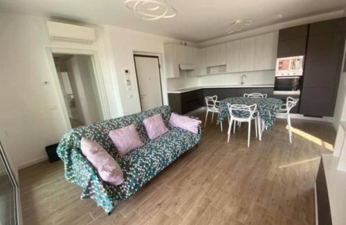 Comasina Apartment | At Giulia's house, bright and modern three-room apartment in Milan with all the comforts