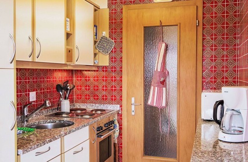 Sundlauenen Apartment | Beautiful apartment for 4 guests with WIFI and patio
