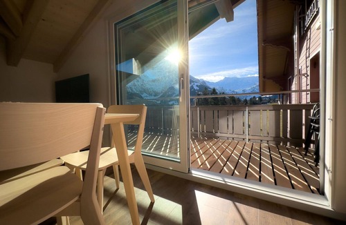 Adelboden Apartment | Beautiful apartment for 6 guests with WIFI, TV and balcony