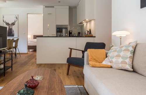 Saas Grund Apartment | Beautiful apartment for 7 people with WIFI, TV, balcony and pets allowed