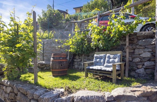 Civo Apartment | Beautiful apartment for 3 people with WIFI, hot tub, A/C, TV and terrace