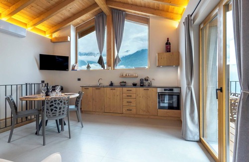 Civo Apartment | Beautiful apartment for 4 guests with WIFI, A/C, TV and balcony