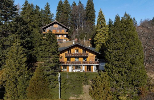 Arveyes Apartment | Beautiful apartment for 4 guests with WIFI, TV and patio