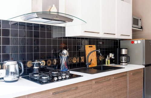 Costa dʼOneglia Apartment | Beautiful apartment for 4 guests with A/C, WIFI, pool, TV, terrace and pets allowed