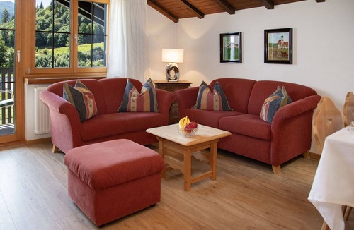 Falera Apartment | Beautiful apartment for 4 people with WIFI, pool, TV, balcony and panoramic view