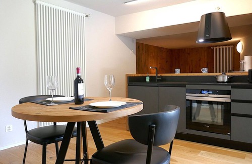 Olivone Apartment | Beautiful apartment for 2 people with WIFI, TV, patio and pets allowed