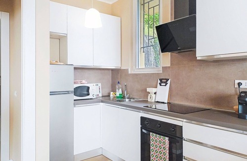 Belgirate Apartment | Beautiful apartment for 4 people with WIFI, A/C, TV and terrace