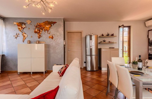 Rovellasca Apartment | Beautiful apartment for 4 people with A/C, WIFI, TV and balcony