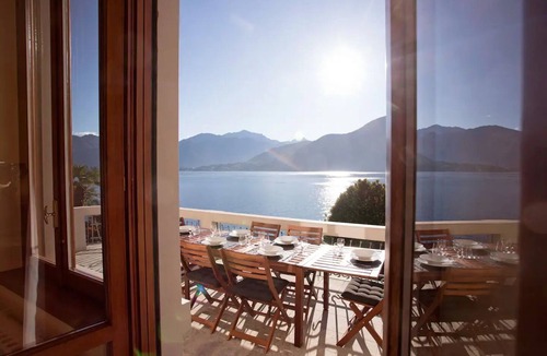 Lenno Apartment | Beautiful period pool villa for 8 directly on the lake by Italian Apartments