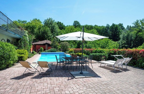 Asti House | Beautiful private villa with private pool, WIFI, A/C, patio, pets allowed and panoramic view