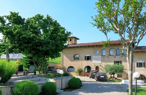 Bastia Mondovi House | Beautiful villa for 4 people with pool, WIFI, TV, terrace and pets allowed